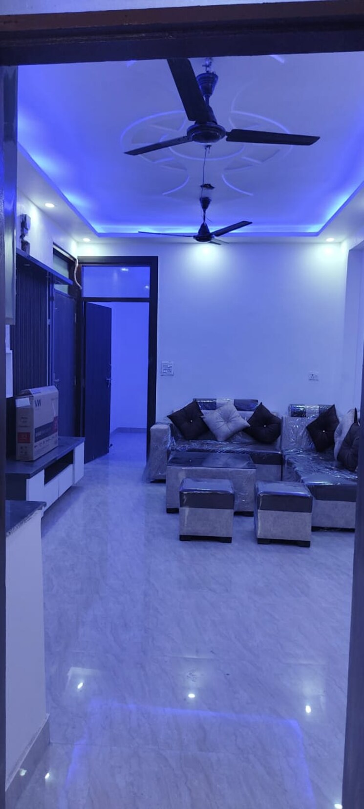 Living Room, yam-dream-homes 3 Bedroom 1400 Sq.Ft. Builder Floor In Sector 75 Noida 7321434