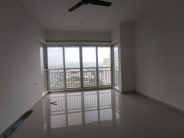 Room in 1.5 BHK Apartment at Marathon Vega, New Panvel – for Sale