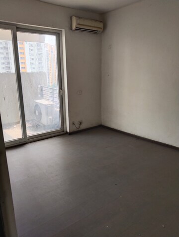 Room in 3 BHK Apartment at Puri Pranayam, Sector 82 – for Sale
