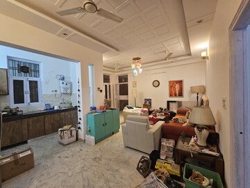 Living Room in 3 BHK Builder Floor at Green Fields Colony – for Sale