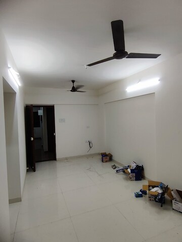 Room in 1 BHK Apartment at Laxmi Umesh Apartments, Dahisar East – for Sale