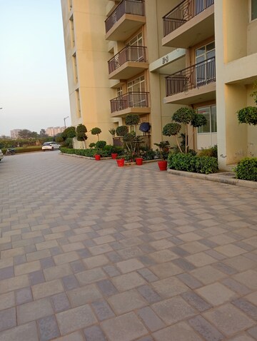 Parking in 2 BHK Apartment at Signature Global Synera, Sector 81 – for Sale