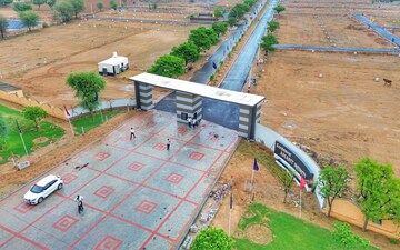 Plot For Sale in Renwal Manji