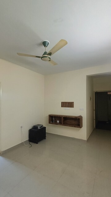 Furnished Amenities in 3 BHK Apartment at Signature Global Synera, Sector 81 – for Sale