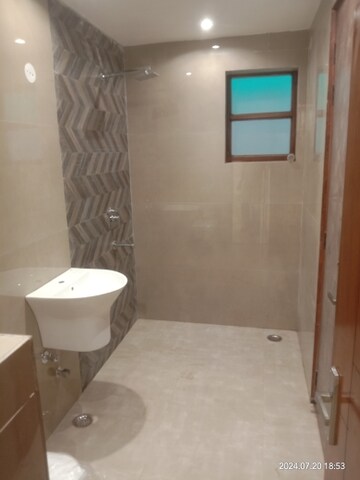 Bathroom in 3 BHK Builder Floor at Green Fields Colony – for Sale