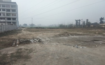 Plot For Sale in Bhogpur