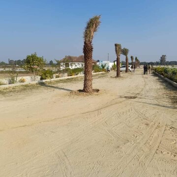  Plot – Exterior View View at Dev Puri, Mohan Road - for Sale