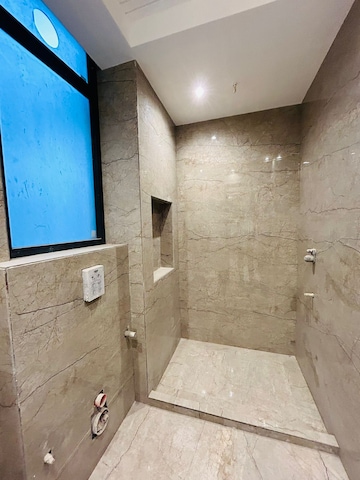 Bathroom in 3 BHK Builder Floor at Ardee City, Sector 52 – for Sale