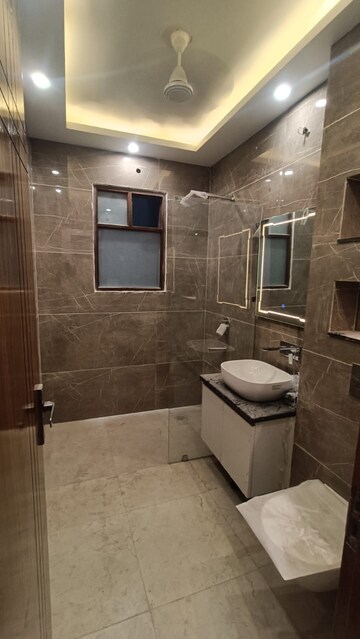Bathroom in 3.5 BHK Builder Floor at Sector 21c – for Sale