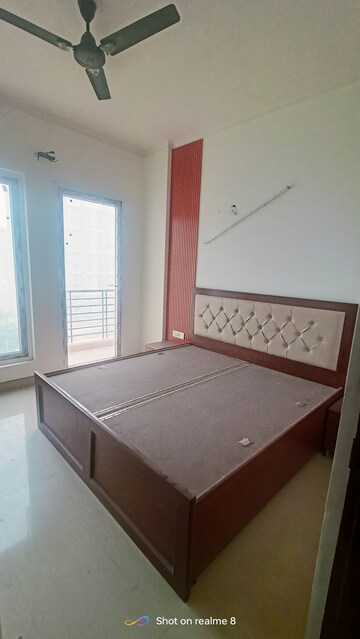 Kitchen in 3.5 BHK Apartment at Godrej Frontier, Sector 80 – for Sale