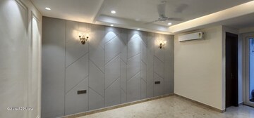 Bathroom in 4 BHK Apartment at Ireo Skyon, Sector 60 – for Sale