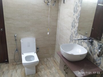 Bathroom in 3 BHK Apartment at Rohtas Icon Heights, Raebareli Road – for Sale