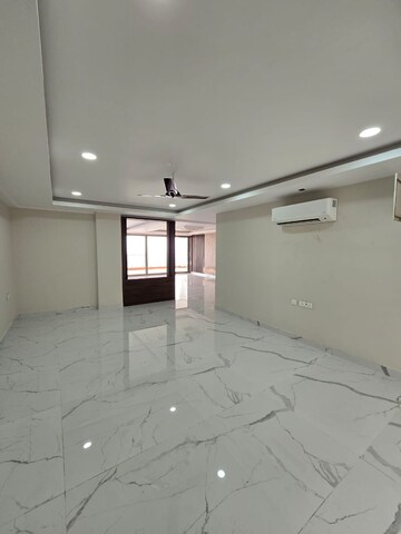 Room in 4 BHK Apartment at Aparna One, Shaikpet – for Sale