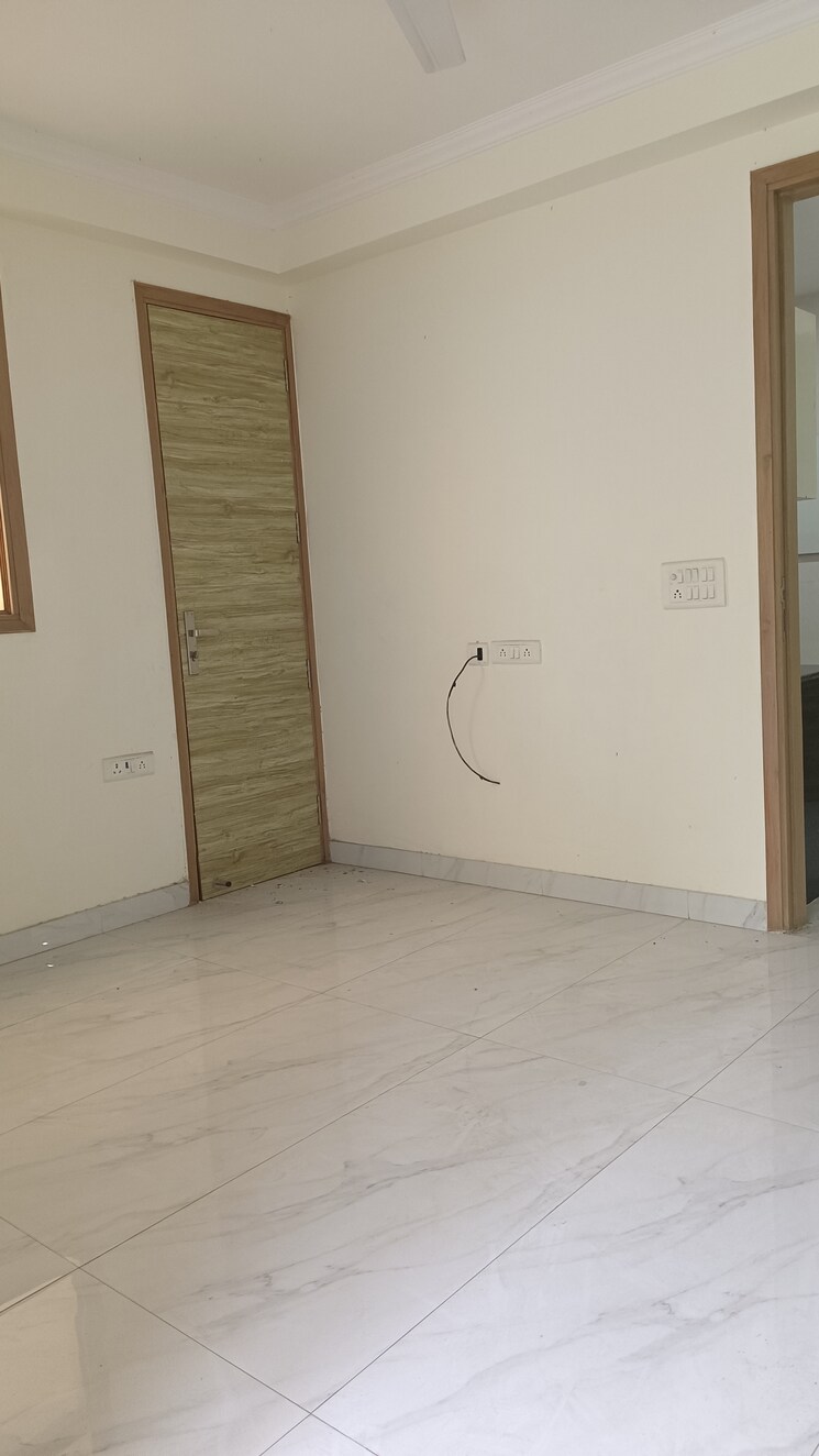 Room, new rajinder nagar 3 Bedroom 1830 Sq.Ft. Builder Floor In New Rajinder Nagar Delhi 7324323