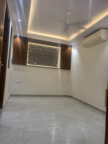 Room in 2 BHK Builder Floor at Lajpat Nagar I – for Sale