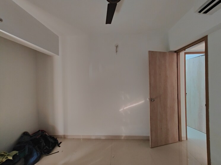 Room, lodha-upper-thane 2 Bedroom 584 Sq.Ft. Apartment In Anjur Thane 7324585