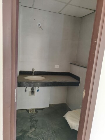 Bathroom in 4 BHK Apartment at Rishita Mulberry Heights, Sushant Golf City – for Sale