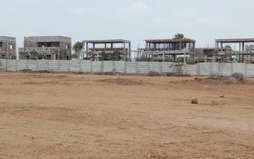 Plot For Sale in Muthangi