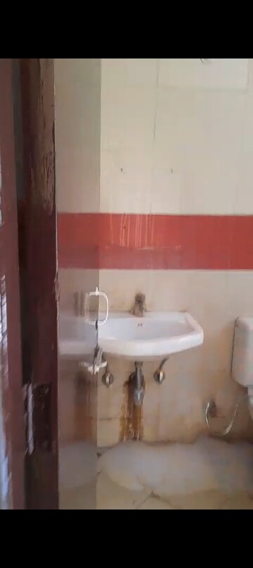 Bathroom in 3.5 BHK Apartment at Ascent Savy Ville De, Raj Nagar Extension – for Sale