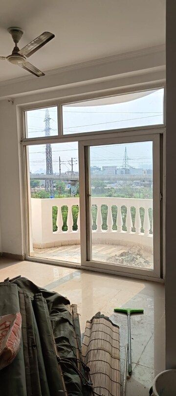 3 BHK Apartment For Sale in Amrapali Silicon City, Sector 76