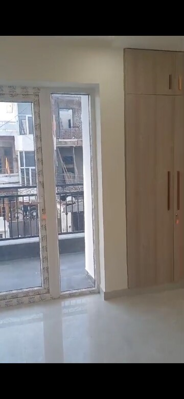3 BHK Builder Floor For Sale in Sector 16 A