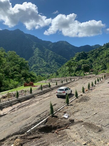  Plot For Sale in Mussoorie Road