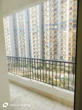 2 BHK Apartment For Rent in Gaur City 7th Avenue Noida Ext Sector 4 Greater Noida  7325893