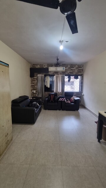 Room in 2 BHK Apartment at Kopar Khairane – for Sale