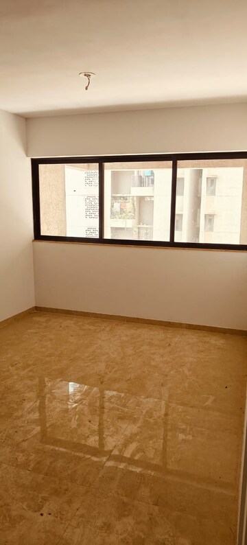 Room in 2.5 BHK Apartment at Lodha Palava City, Dombivli East – for Sale