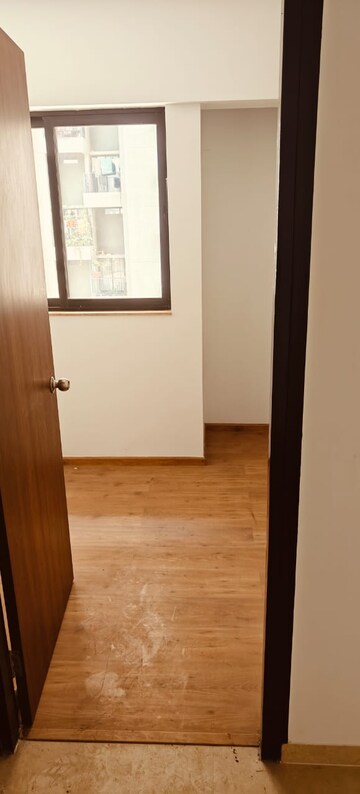 Room in 2.5 BHK Apartment at Lodha Palava City, Dombivli East – for Sale