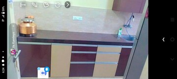 Room in 1.5 BHK Apartment at Hiranandani The Walk, Ghodbunder Road – for Sale
