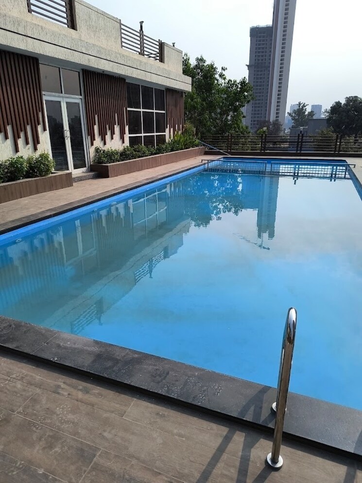 Swimming Pool, mukta-luxuria 2 Bedroom 750 Sq.Ft. Apartment In Daighar Gaon Thane 7326376