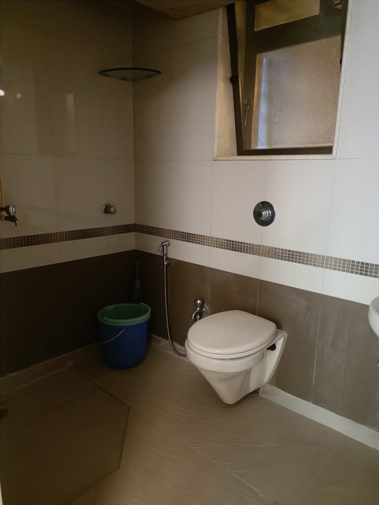 Bathroom, elizabeth-home 4 Bedroom 1800 Sq.Ft. Apartment In Santacruz West Mumbai 7326411