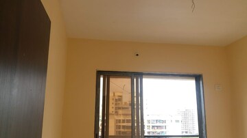 Room in 1 BHK Apartment at Ghansoli – for Sale