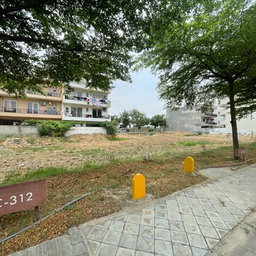  Plot – Exterior View View at BPTP Amstoria Plot, Sector 102 - for Sale