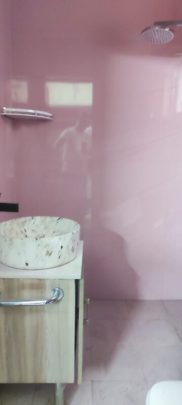 Bathroom in 3 BHK Builder Floor at Sector 48 – for Sale