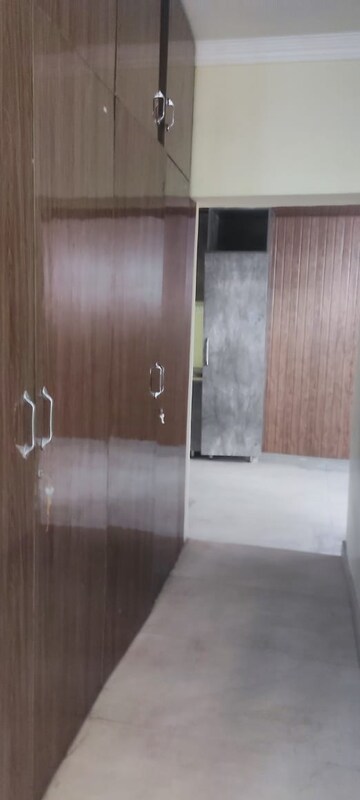 Bathroom in 3 BHK Builder Floor at Sector 48 – for Sale