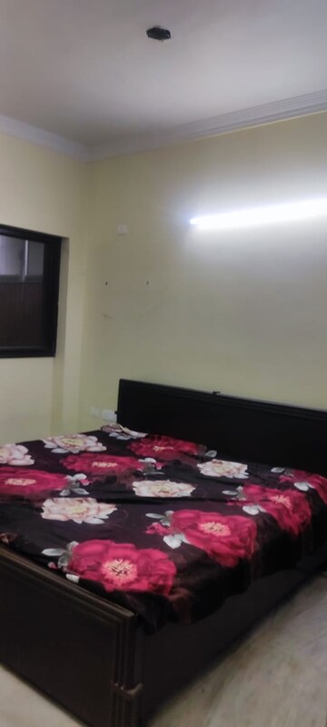 Bedroom in 3 BHK Builder Floor at Sector 48 – for Sale