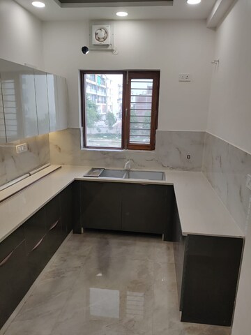 Kitchen in 3 BHK Apartment at BPTP Discovery Park, Sector 80 – for Sale