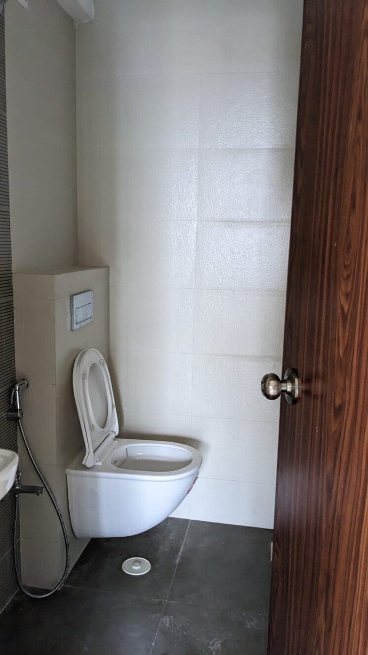 Bathroom, jvm-tiara 1 Bedroom 400 Sq.Ft. Apartment In Owale Thane 7327856
