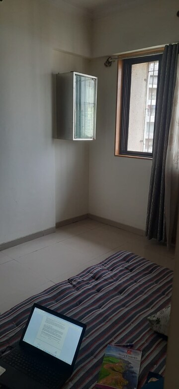 Room in 1 BHK Apartment at Puranik City, Kasarvadavali – for Sale