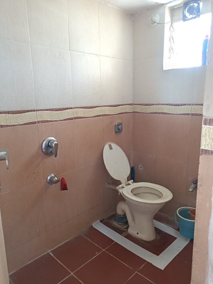 Bathroom, rajhans-residential-complex 3 Bedroom 1052 Sq.Ft. Apartment In Vasai West Mumbai 7327996