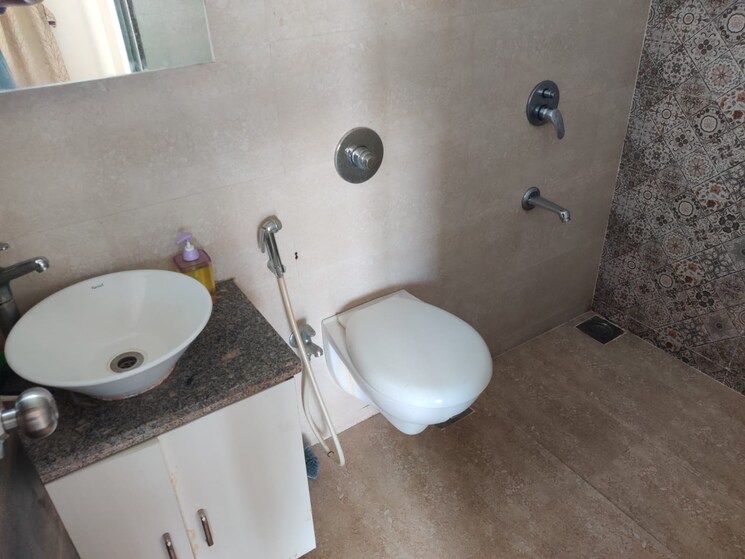 Bathroom, raj-metropolitan 1 Bedroom 450 Sq.Ft. Apartment In Dhokali Thane 7328038