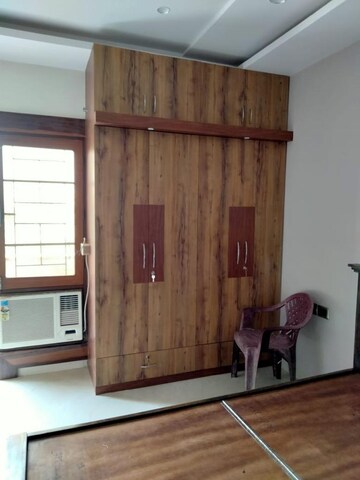 Furnished Amenities in 3 BHK Apartment at Rohtas Icon Heights, Raebareli Road – for Sale