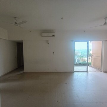 Room in 3 BHK Apartment at Emaar Emerald Estate, Medawas – for Rent