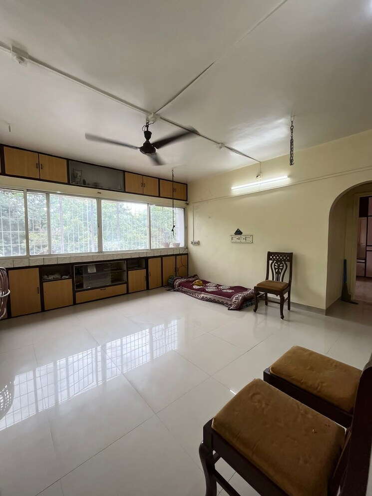 Living Room, mantri-park-i-and-ii 2 Bedroom 800 Sq.Ft. Apartment In Kothrud Pune 7328475