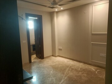 Room in 3 BHK Builder Floor at Janakpuri – for Sale