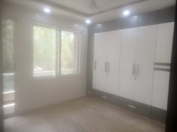 Room in 3 BHK Builder Floor at Janakpuri – for Sale