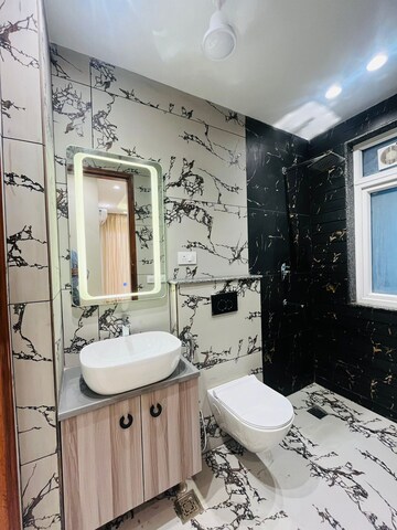 Master Bedroom in 4 BHK Builder Floor at Orris Woodview Residencies, Sector 89 – for Sale