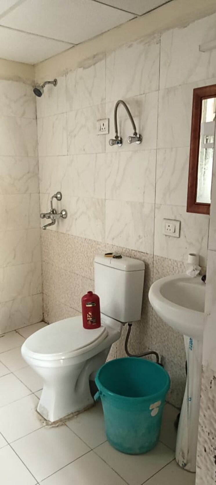 Bathroom, aims-golf-city 2.5 Bedroom 1150 Sq.Ft. Apartment In Sector 75 Noida 7329178